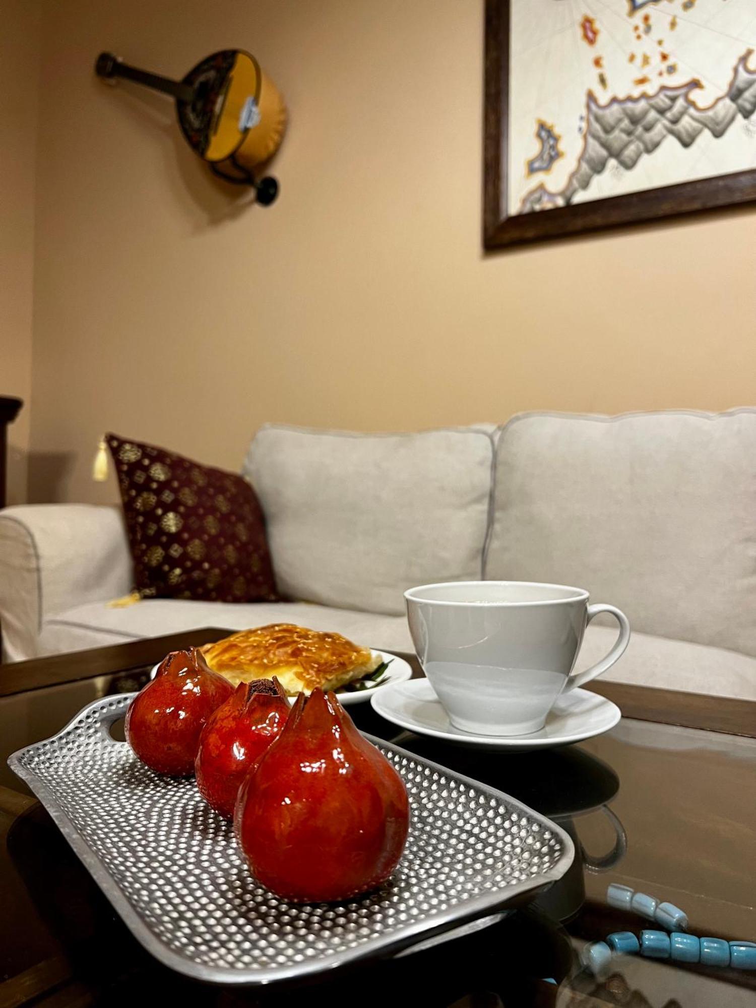 The Knight And The Pomegranate - Luxury Medieval Villa Rhodes City Extérieur photo